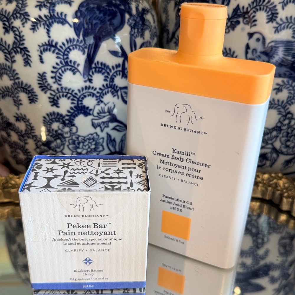 Drunk Elephant Kamili Cream Body Cleanser & Pekee Bar  Blueberry Extract & Honey